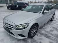 Pogled od napred levo