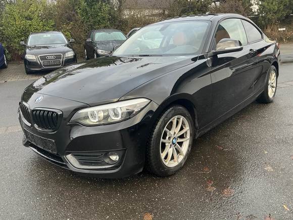 Pogled od napred levo