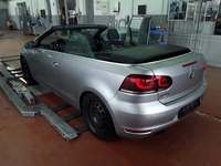 Вид сзади слева