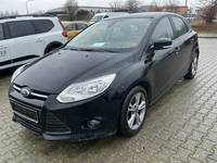 Pogled od napred levo