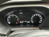 Pogled na kombinovani instrument