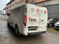 Pogled od pozadi levo