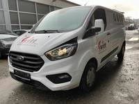 Pogled od napred levo