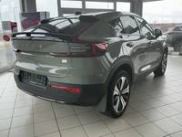 Pogled od pozadi desno