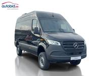 Вид спереди справа