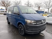 Pogled desno spredaj