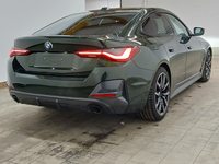 Pogled od pozadi desno