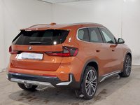 Náhľad zozadu sprava