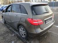 Aanzicht achter links