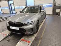 Pogled od napred levo