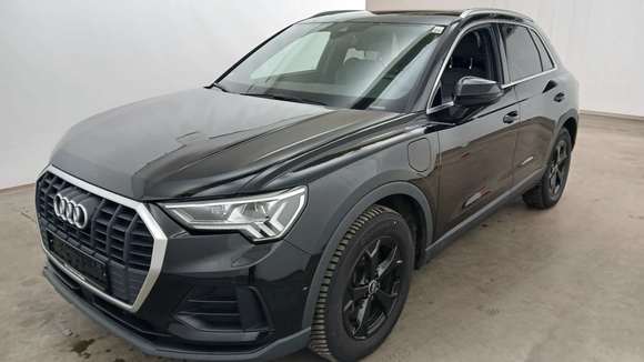 Pogled od napred levo