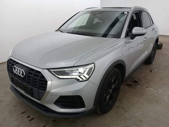 Pogled od napred levo