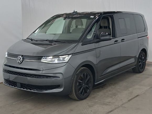 Skats no kreisās puses priekšā