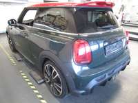 Pogled od pozadi levo