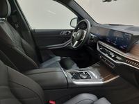 Вид на салон