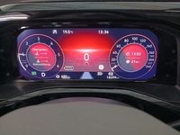 Pohľad na združený prístroj na palubnej doske