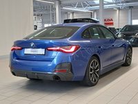 Aanzicht achter rechts