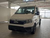 Pogled od napred levo