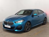 Pogled od napred levo