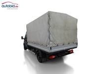 Vue de l’arrière gauche