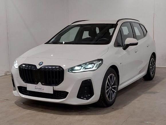 Náhľad spredu zľava