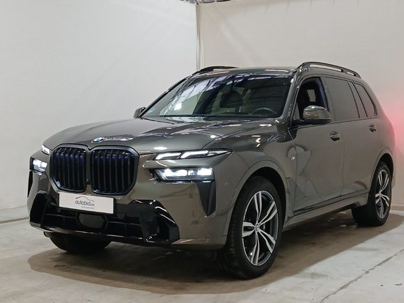 Náhled zpředu zleva