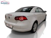 Vue de l’arrière droit