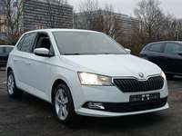 Pogled desno spredaj