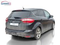 Vue de l’arrière droit