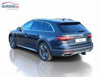 Vue de l’arrière gauche