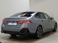 Náhľad zozadu sprava