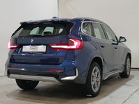 Náhľad zozadu sprava