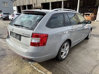 Aanzicht achter rechts