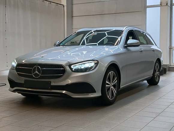 Náhled zpředu zleva