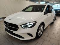 Pogled od napred levo