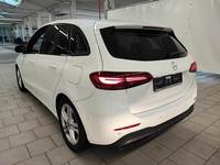 Aanzicht achter links