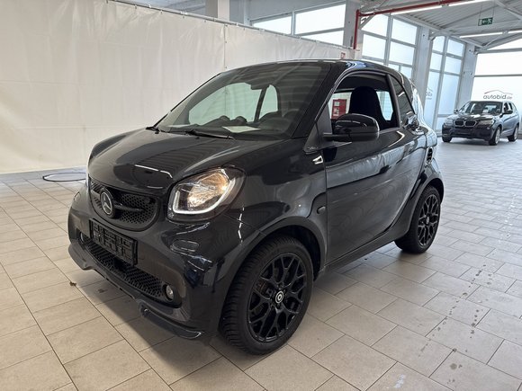 Pogled od napred levo