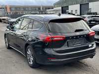 Pogled od pozadi levo