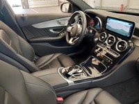 Вид на салон