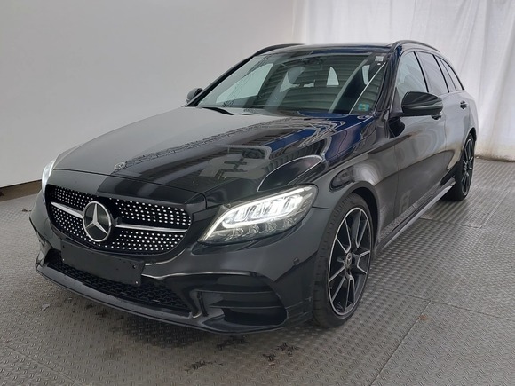 Вид спереди слева