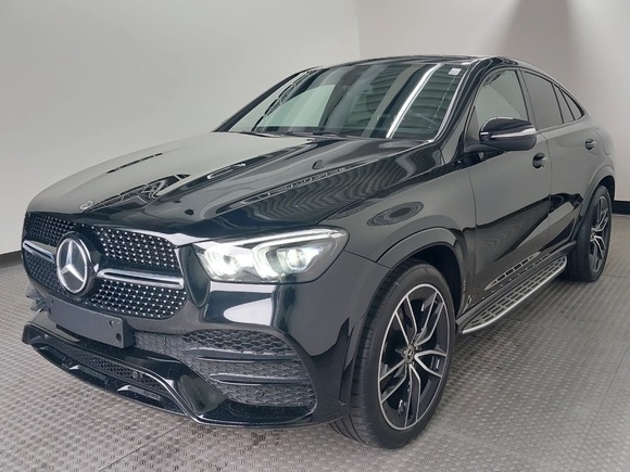 Náhled zpředu zleva