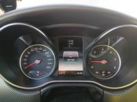 Pohled na přístrojovou desku