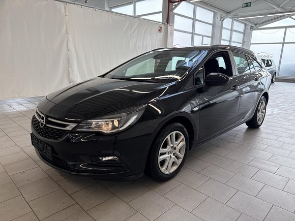 Vaizdas iš priekio kairės