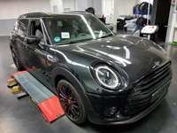 Pogled desno spredaj