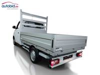 Vue de l’arrière gauche