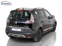 Aanzicht achter rechts