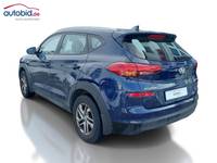 Vue de l’arrière gauche