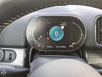 Pohled na přístrojovou desku