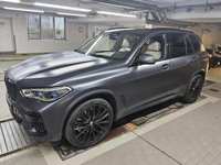 Pogled od napred levo