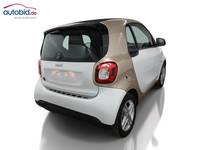 Vue de l’arrière droit